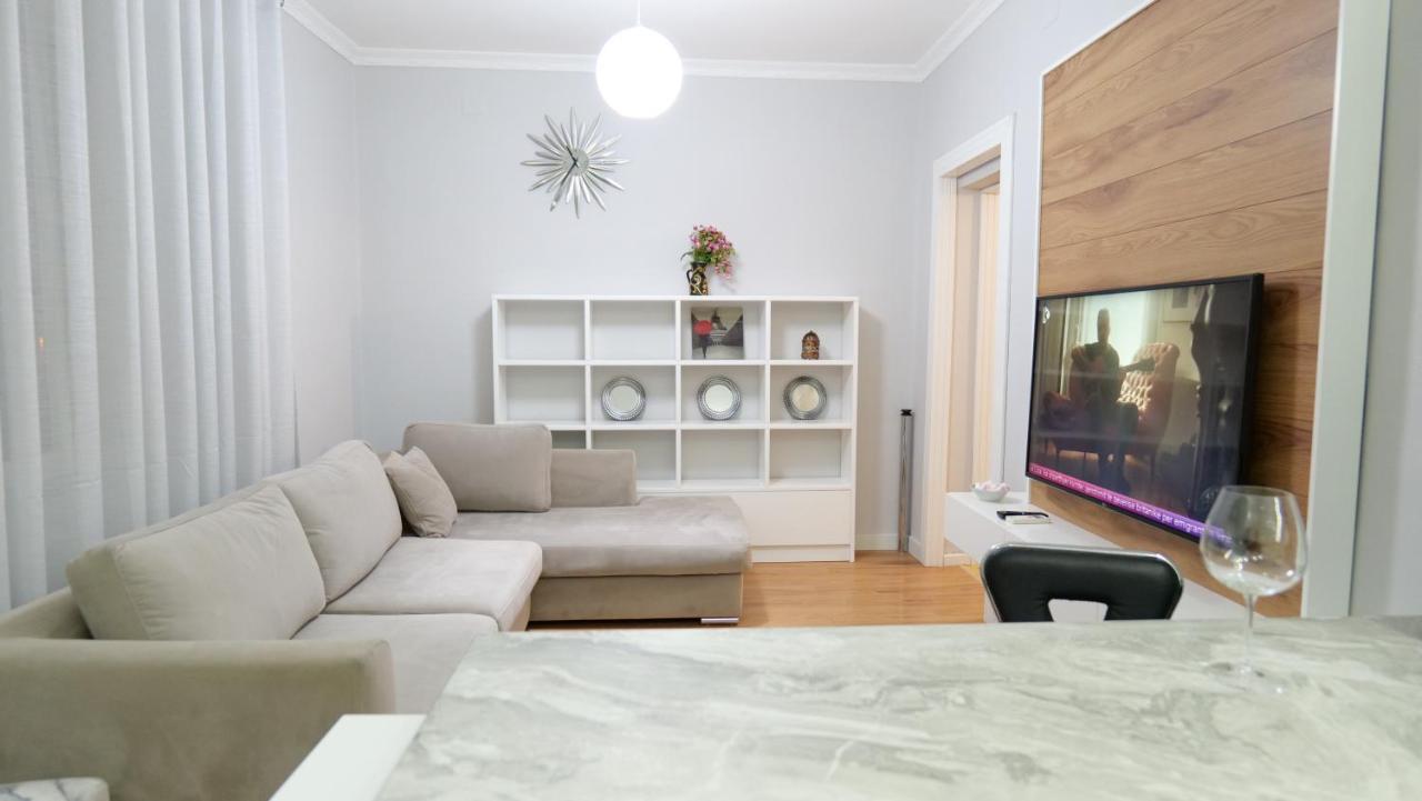 City Center Apartment Niko 04 Tirana Exteriér fotografie
